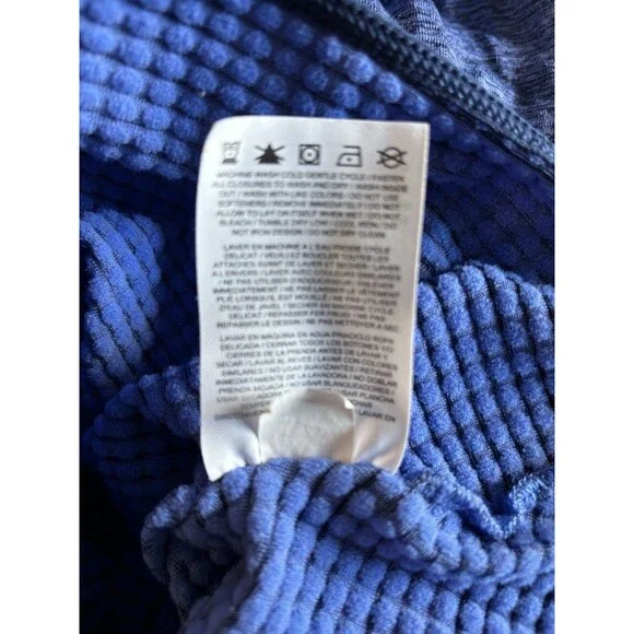 NIKE Blue Therma Reflective Long Sleeve Zip Pocket Running Top Women’s Medium - Picture 8 of 9